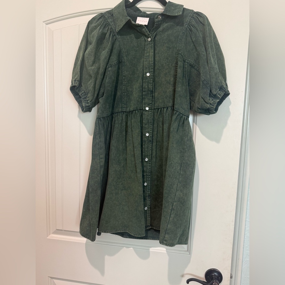 Green Denim dress. Entro brand size small.